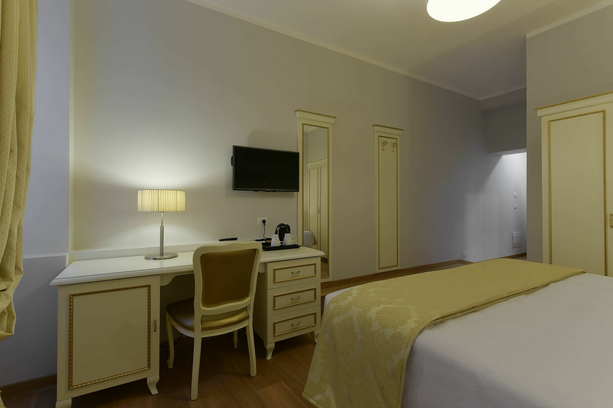 Gravina Suite Frattina Рим Екстериор снимка