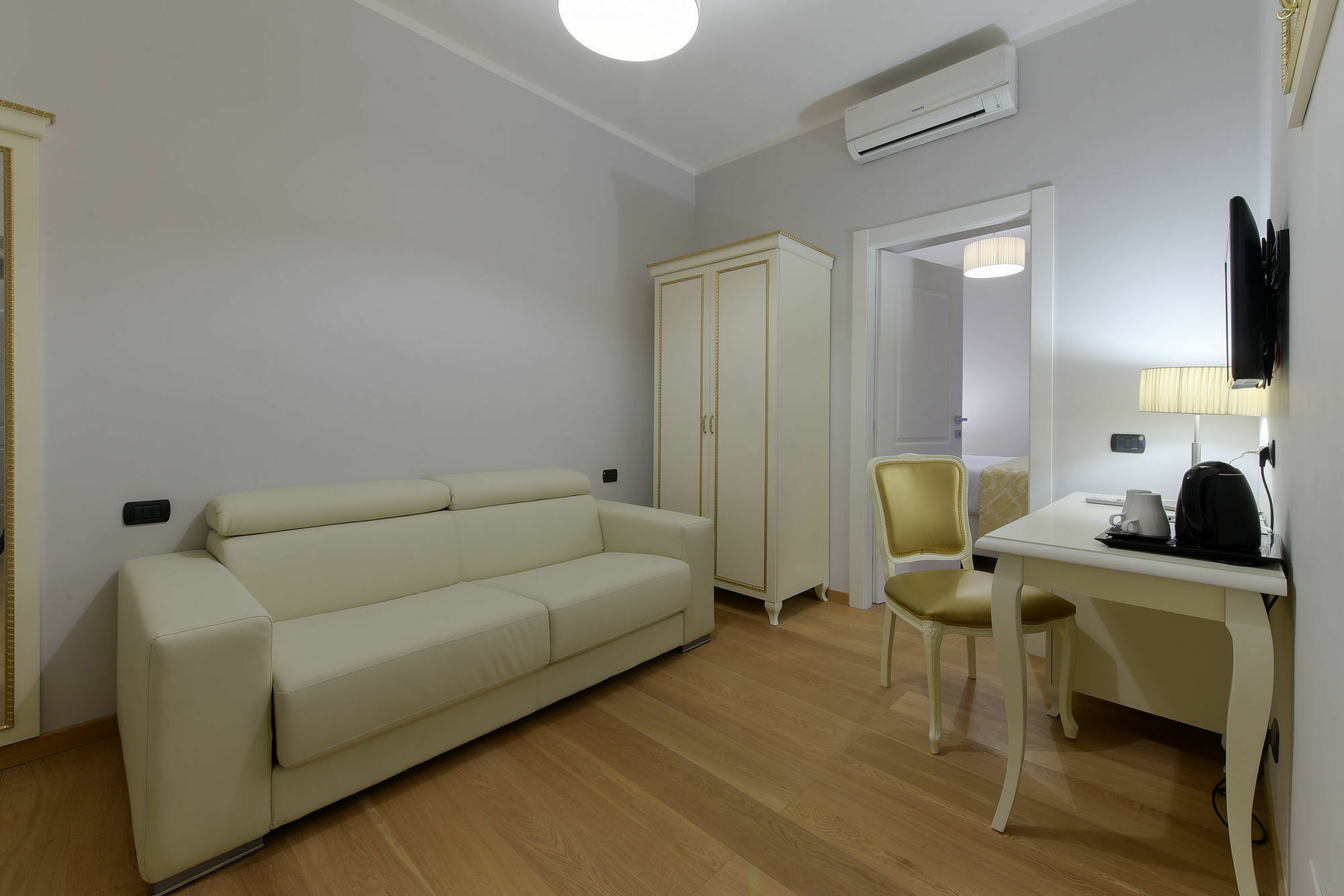 Gravina Suite Frattina Рим Екстериор снимка